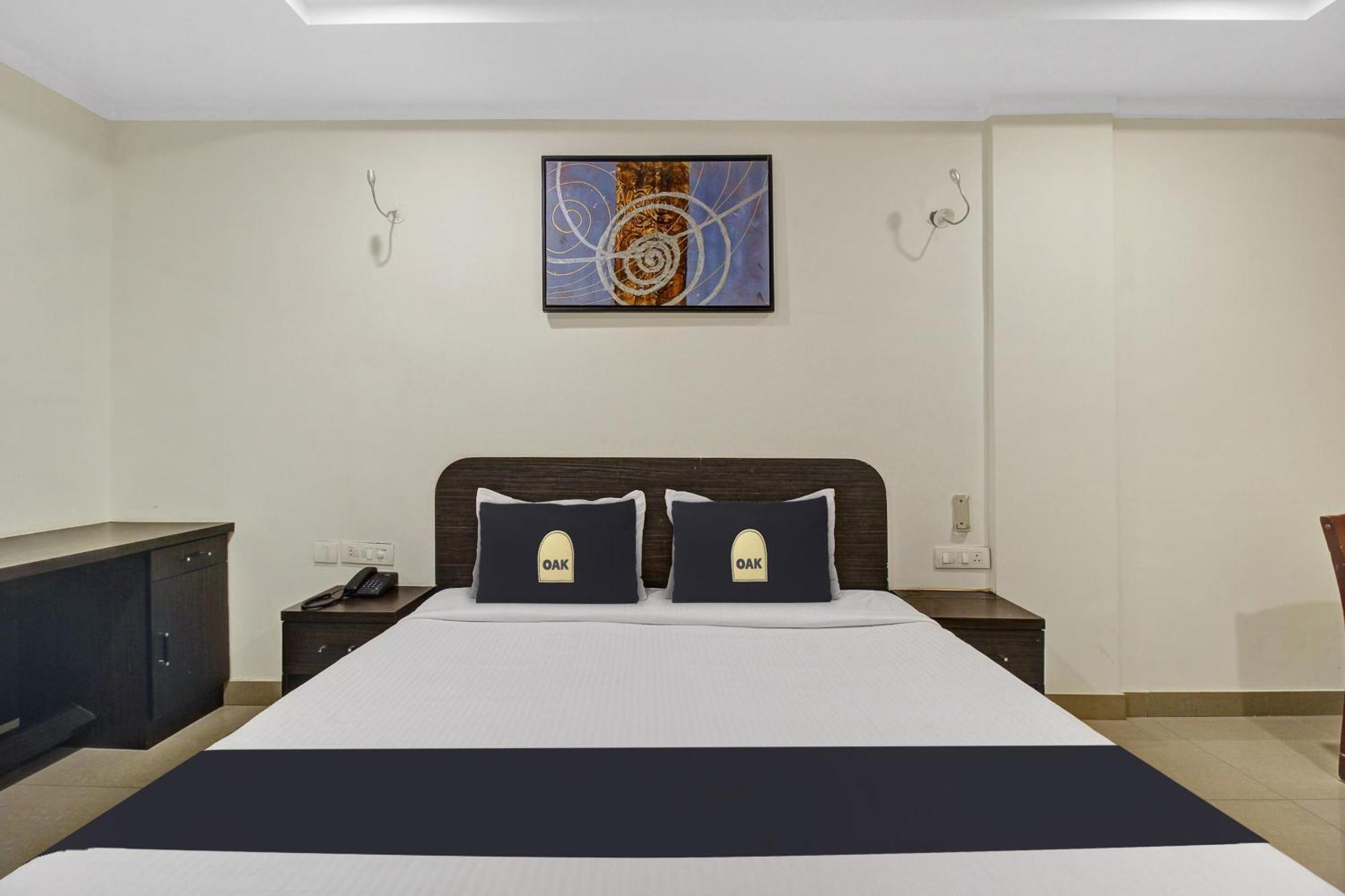 Super Townhouse Oak Lb Nagar Ramoji Hotel Hyderabad Exterior foto
