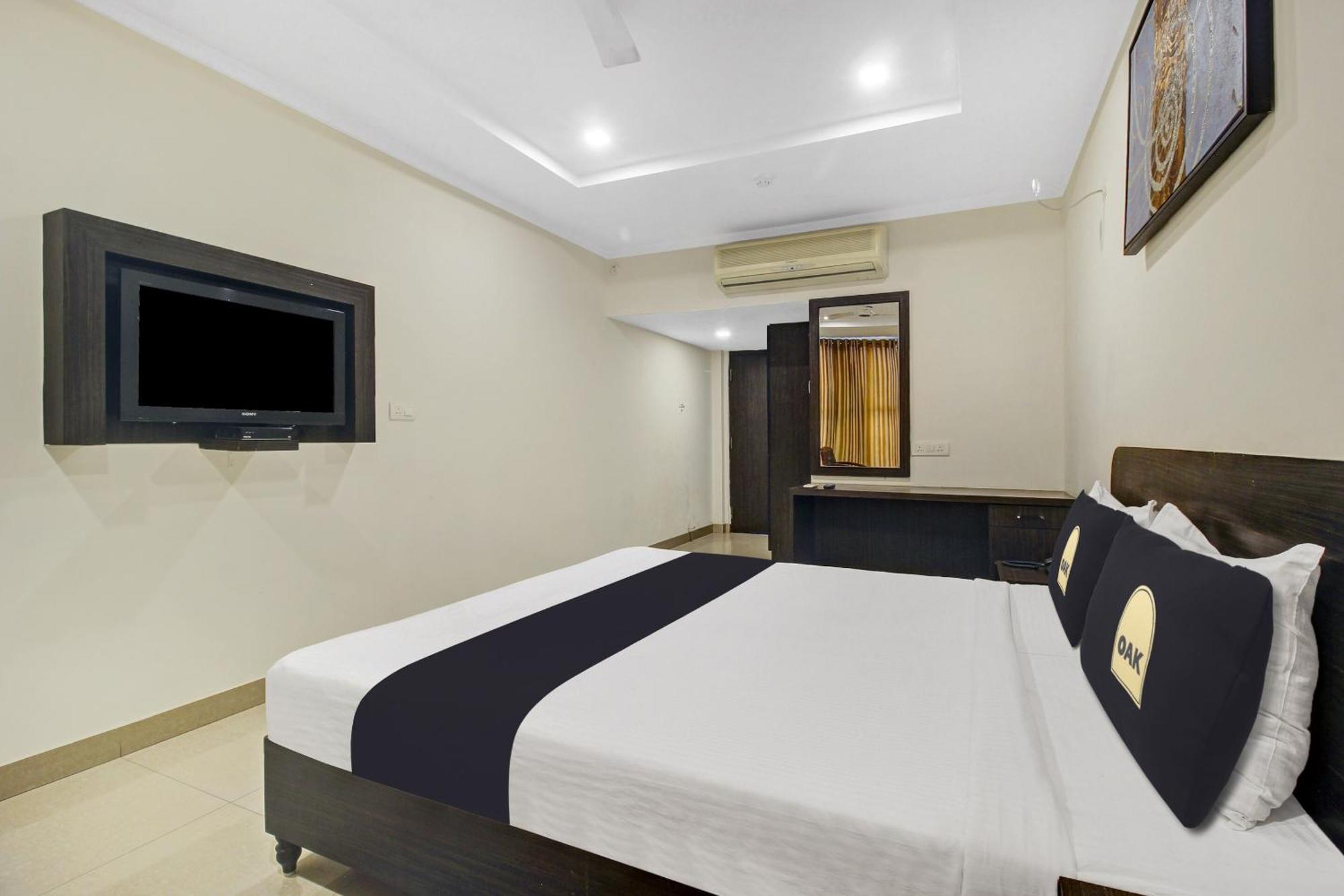 Super Townhouse Oak Lb Nagar Ramoji Hotel Hyderabad Exterior foto