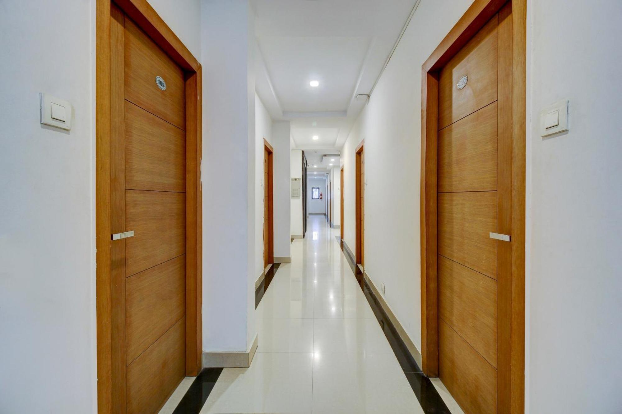 Super Townhouse Oak Lb Nagar Ramoji Hotel Hyderabad Exterior foto